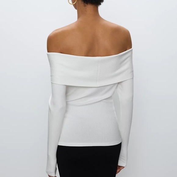 Aritzia Babaton Off-the-shoulder top - Picture 3 of 7